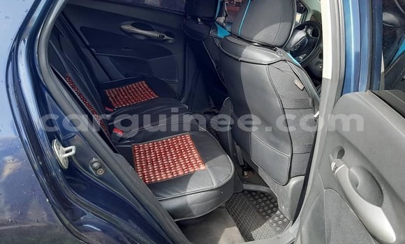 Buy Used Toyota Auris Blue Car in Conakry in Conakry Buy Used Toyota Auris Blue Car in Conakry in Conakry