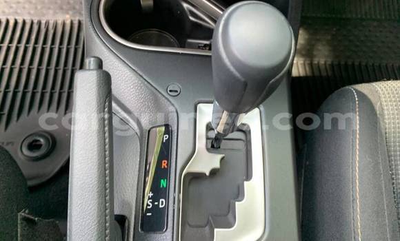 Buy Used Toyota RAV4 Beige Car in Conakry in Conakry Buy Used Toyota RAV4 Beige Car in Conakry in Conakry
