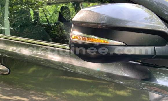 Buy Used Toyota RAV4 Beige Car in Conakry in Conakry Buy Used Toyota RAV4 Beige Car in Conakry in Conakry