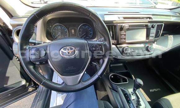 Buy Used Toyota RAV4 Beige Car in Conakry in Conakry Buy Used Toyota RAV4 Beige Car in Conakry in Conakry