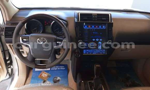 Buy Used Toyota Land Cruiser Prado Beige Car in Conakry in Conakry Buy Used Toyota Land Cruiser Prado Beige Car in Conakry in Conakry
