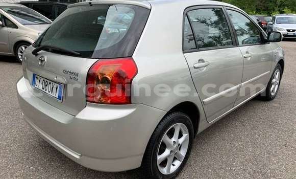 Buy Used Toyota Corolla Silver Car in Conakry in Conakry Buy Used Toyota Corolla Silver Car in Conakry in Conakry