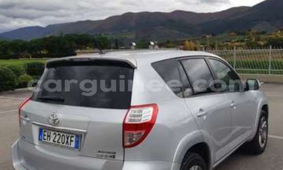 Buy Import Toyota RAV4 Silver Car in Conakry in Conakry Buy Import Toyota RAV4 Silver Car in Conakry in Conakry