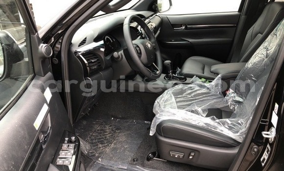 Buy Used Toyota Hilux Black Car in Conakry in Conakry Buy Used Toyota Hilux Black Car in Conakry in Conakry