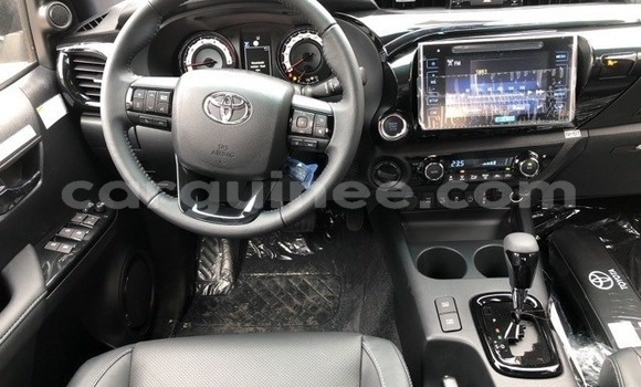 Buy Used Toyota Hilux Black Car in Conakry in Conakry Buy Used Toyota Hilux Black Car in Conakry in Conakry