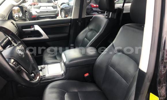 Buy Used Toyota Land Cruiser Black Car in Conakry in Conakry Buy Used Toyota Land Cruiser Black Car in Conakry in Conakry