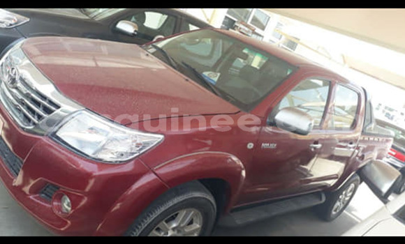 Buy Used Toyota Hilux Red Car in Conakry in Conakry Buy Used Toyota Hilux Red Car in Conakry in Conakry