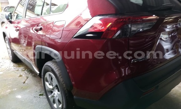 Acheter Occasion Voiture Toyota RAV4 Rouge à Conakry, Conakry Acheter Occasion Voiture Toyota RAV4 Rouge à Conakry, Conakry