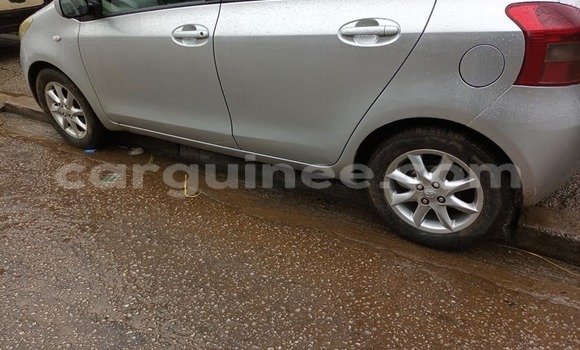 Acheter Occasion Voiture Toyota Yaris Gris à Conakry, Conakry Acheter Occasion Voiture Toyota Yaris Gris à Conakry, Conakry