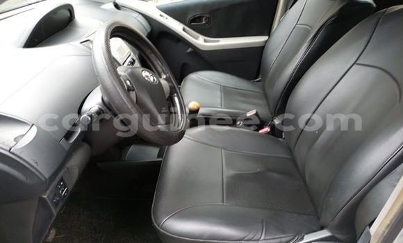Acheter Occasion Voiture Toyota Yaris Gris à Conakry, Conakry Acheter Occasion Voiture Toyota Yaris Gris à Conakry, Conakry