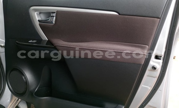 Acheter Occasion Voiture Toyota Fortuner Gris à Conakry, Conakry Acheter Occasion Voiture Toyota Fortuner Gris à Conakry, Conakry