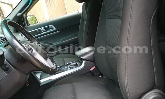 Acheter Occasion Voiture Ford Explorer Noir à Conakry, Conakry Acheter Occasion Voiture Ford Explorer Noir à Conakry, Conakry