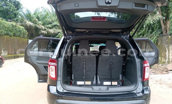 Acheter Occasion Voiture Ford Explorer Noir à Conakry, Conakry Acheter Occasion Voiture Ford Explorer Noir à Conakry, Conakry