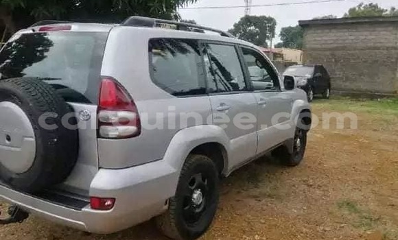 Acheter Occasion Voiture Toyota Land Cruiser Gris à Conakry, Conakry Acheter Occasion Voiture Toyota Land Cruiser Gris à Conakry, Conakry