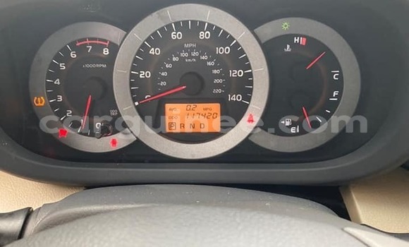 Acheter Occasion Voiture Toyota RAV4 Rouge à Conakry, Conakry Acheter Occasion Voiture Toyota RAV4 Rouge à Conakry, Conakry