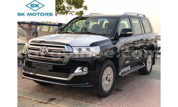Acheter Import Voiture Toyota Land Cruiser Noir à Import - Dubai, Conakry Acheter Import Voiture Toyota Land Cruiser Noir à Import - Dubai, Conakry