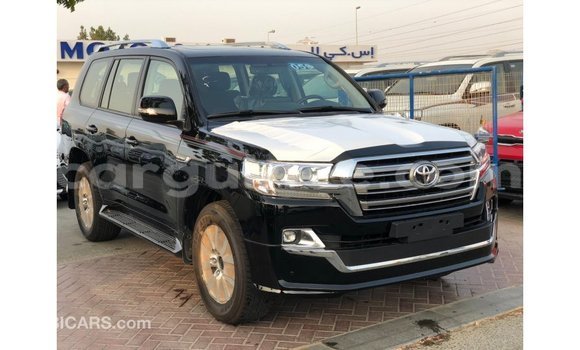 Buy Import Toyota Land Cruiser Black Car in Import - Dubai in Conakry Buy Import Toyota Land Cruiser Black Car in Import - Dubai in Conakry
