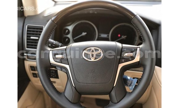 Buy Import Toyota Land Cruiser Black Car in Import - Dubai in Conakry Buy Import Toyota Land Cruiser Black Car in Import - Dubai in Conakry