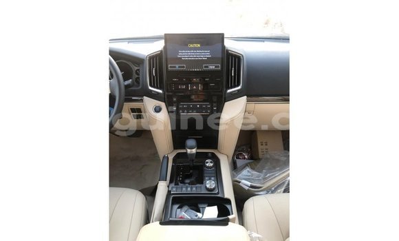 Buy Import Toyota Land Cruiser Black Car in Import - Dubai in Conakry Buy Import Toyota Land Cruiser Black Car in Import - Dubai in Conakry