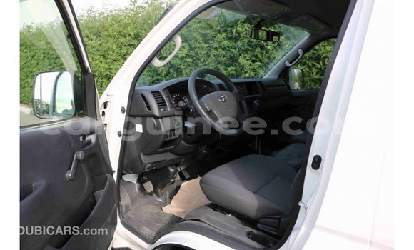 Buy Import Toyota Hiace White Car in Import - Dubai in Conakry Buy Import Toyota Hiace White Car in Import - Dubai in Conakry