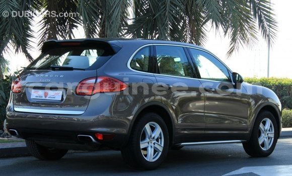 Buy Import Porsche Cayenne Brown Car in Import - Dubai in Conakry Buy Import Porsche Cayenne Brown Car in Import - Dubai in Conakry