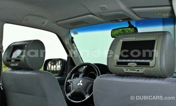 Buy Import Mitsubishi Pajero Brown Car in Import - Dubai in Conakry Buy Import Mitsubishi Pajero Brown Car in Import - Dubai in Conakry