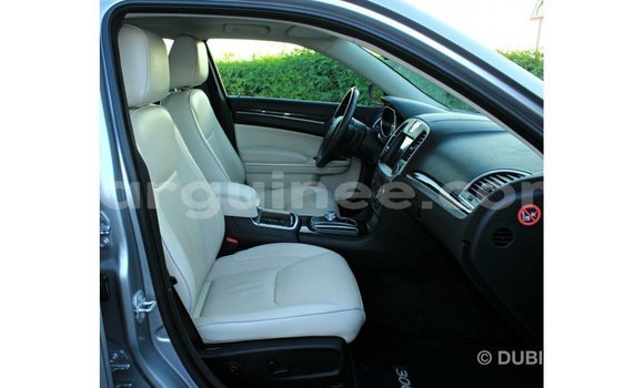 Buy Import Chrysler 300 Other Car in Import - Dubai in Conakry Buy Import Chrysler 300 Other Car in Import - Dubai in Conakry
