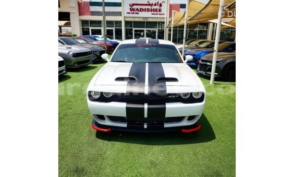 Buy Import Dodge Challenger White Car in Import - Dubai in Conakry Buy Import Dodge Challenger White Car in Import - Dubai in Conakry