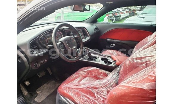 Buy Import Dodge Challenger White Car in Import - Dubai in Conakry Buy Import Dodge Challenger White Car in Import - Dubai in Conakry
