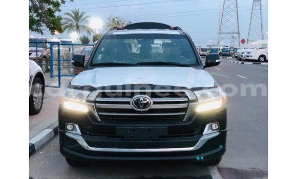 Buy Import Toyota Land Cruiser Black Car in Import - Dubai in Conakry