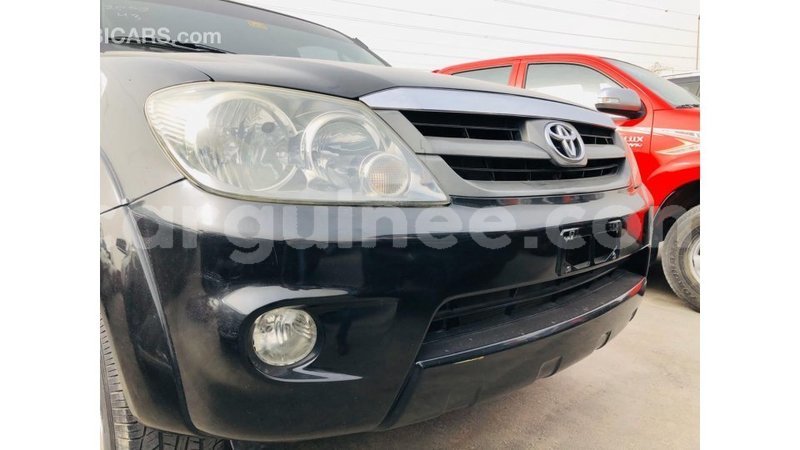 Big with watermark toyota fortuner conakry import dubai 6005