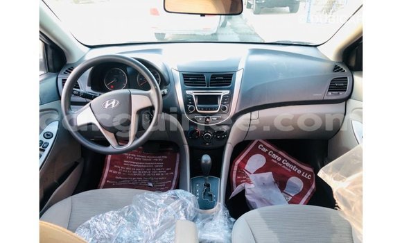 Acheter Import Voiture Hyundai Accent Autre à Import - Dubai, Conakry Acheter Import Voiture Hyundai Accent Autre à Import - Dubai, Conakry