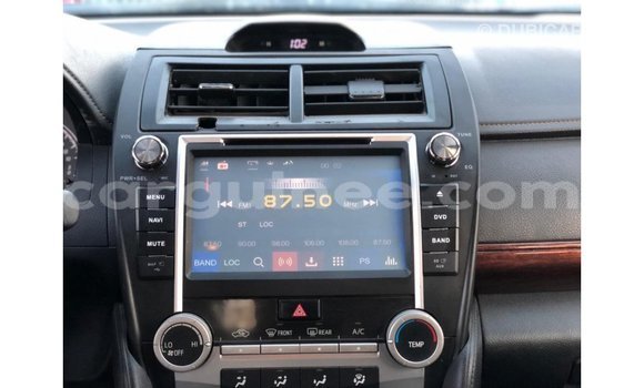 Acheter Import Voiture Toyota Camry Blanc à Import - Dubai, Conakry Acheter Import Voiture Toyota Camry Blanc à Import - Dubai, Conakry