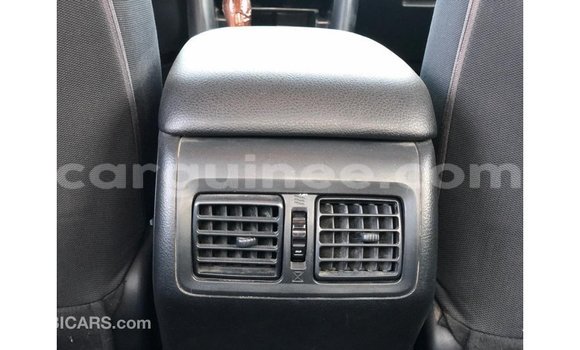 Acheter Import Voiture Toyota Camry Blanc à Import - Dubai, Conakry Acheter Import Voiture Toyota Camry Blanc à Import - Dubai, Conakry