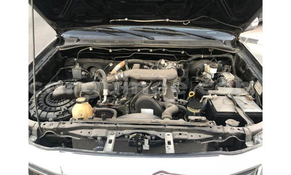 Acheter Import Voiture Toyota Hilux Noir à Import - Dubai, Conakry Acheter Import Voiture Toyota Hilux Noir à Import - Dubai, Conakry