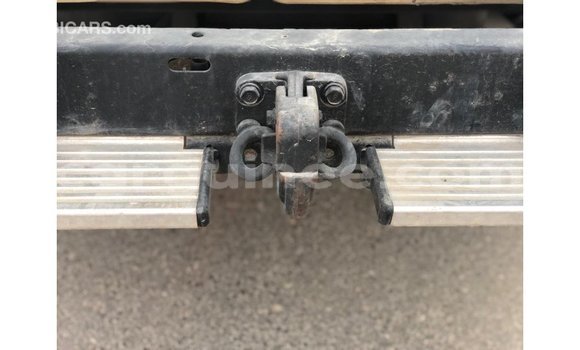 Acheter Import Voiture Toyota Land Cruiser Blanc à Import - Dubai, Conakry Acheter Import Voiture Toyota Land Cruiser Blanc à Import - Dubai, Conakry