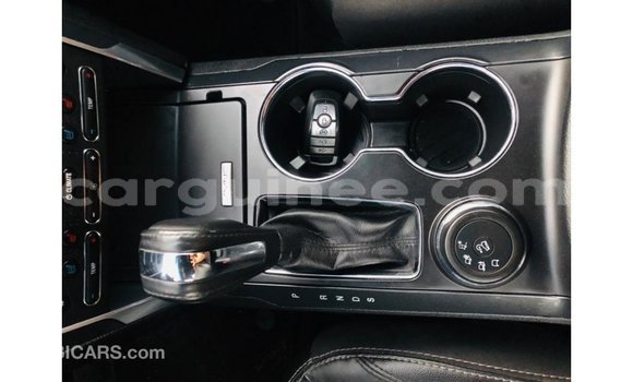 Acheter Import Voiture Ford Explorer Autre à Import - Dubai, Conakry Acheter Import Voiture Ford Explorer Autre à Import - Dubai, Conakry