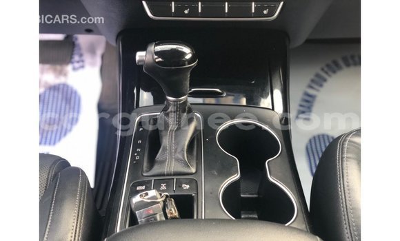 Acheter Import Voiture Kia Sorento Noir à Import - Dubai, Conakry Acheter Import Voiture Kia Sorento Noir à Import - Dubai, Conakry