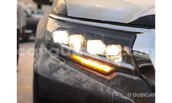 Acheter Import Voiture Toyota Prado Noir à Import - Dubai, Conakry Acheter Import Voiture Toyota Prado Noir à Import - Dubai, Conakry