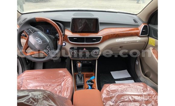 Acheter Import Voiture Hyundai Tucson Blanc à Import - Dubai, Conakry Acheter Import Voiture Hyundai Tucson Blanc à Import - Dubai, Conakry