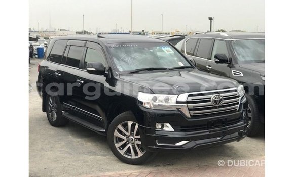 Buy Import Toyota Land Cruiser Black Car in Import - Dubai in Conakry Buy Import Toyota Land Cruiser Black Car in Import - Dubai in Conakry