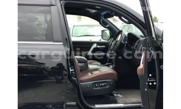 Buy Import Toyota Land Cruiser Black Car in Import - Dubai in Conakry Buy Import Toyota Land Cruiser Black Car in Import - Dubai in Conakry