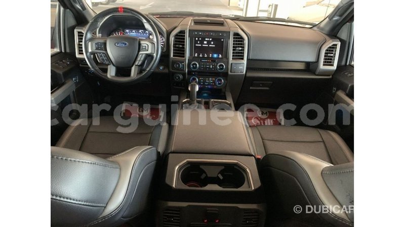 Big with watermark ford club wagon conakry import dubai 6035