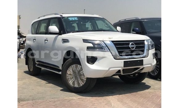 Acheter Import Voiture Nissan Patrol Blanc à Import - Dubai, Conakry Acheter Import Voiture Nissan Patrol Blanc à Import - Dubai, Conakry