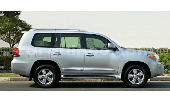 Buy Import Toyota Land Cruiser Other Car in Import - Dubai in Conakry Buy Import Toyota Land Cruiser Other Car in Import - Dubai in Conakry