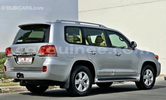 Buy Import Toyota Land Cruiser Other Car in Import - Dubai in Conakry Buy Import Toyota Land Cruiser Other Car in Import - Dubai in Conakry