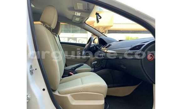 Buy Import Renault Fluence White Car in Import - Dubai in Conakry Buy Import Renault Fluence White Car in Import - Dubai in Conakry