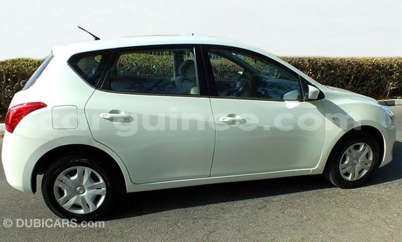 Buy Import Nissan Tiida White Car in Import - Dubai in Conakry Buy Import Nissan Tiida White Car in Import - Dubai in Conakry