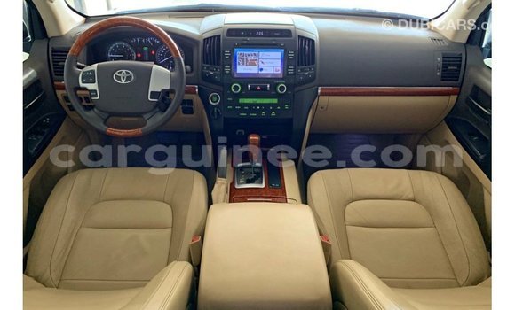 Buy Import Toyota Land Cruiser Other Car in Import - Dubai in Conakry Buy Import Toyota Land Cruiser Other Car in Import - Dubai in Conakry