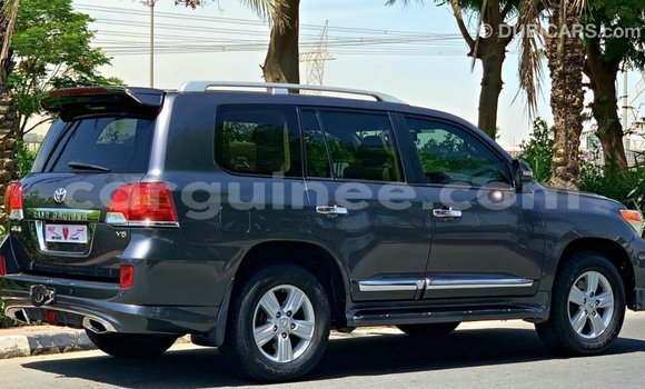 Buy Import Toyota Land Cruiser Other Car in Import - Dubai in Conakry Buy Import Toyota Land Cruiser Other Car in Import - Dubai in Conakry